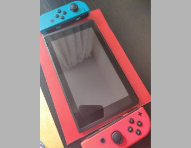 Nintendo Switch V1 - Excellent Conditions - photo 1